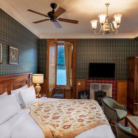 The Whispering Pine Lodge Letterfinlay Ngoại thất bức ảnh